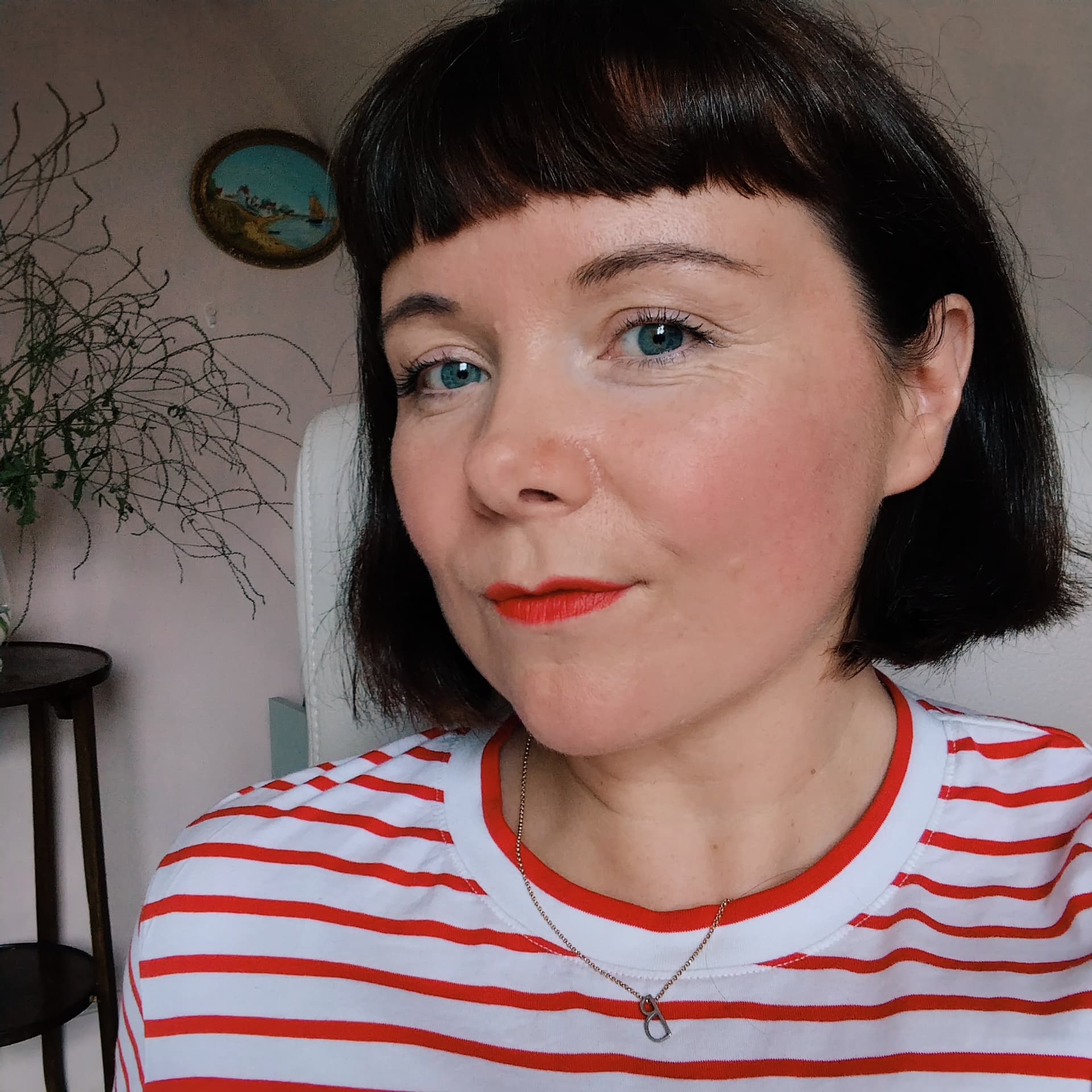 “Good therapy is the science + art of evidence based theory and human connection. It’s head + heart work.”